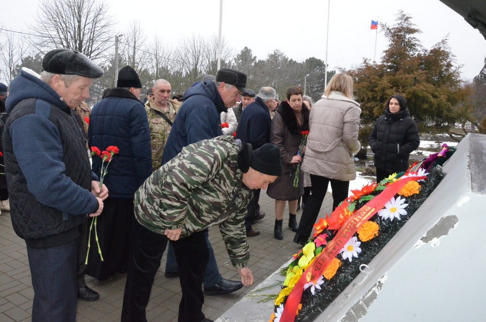 c99d5846-1ac4-4cf2-828a-a461c949cbcb-1